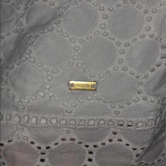 white tommy hilfiger top - Picture 2 of 4